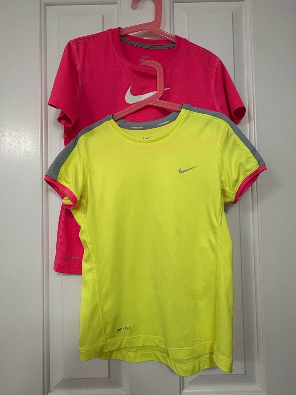 Bundle of 2 Nike Kids' Dri-FIT Short Sleeve Shirt - Neon Yellow and hot pink | M